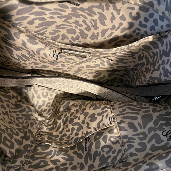 Guess Ivory Pebbled Satchel with Logo Charm - Picture 5 of 8